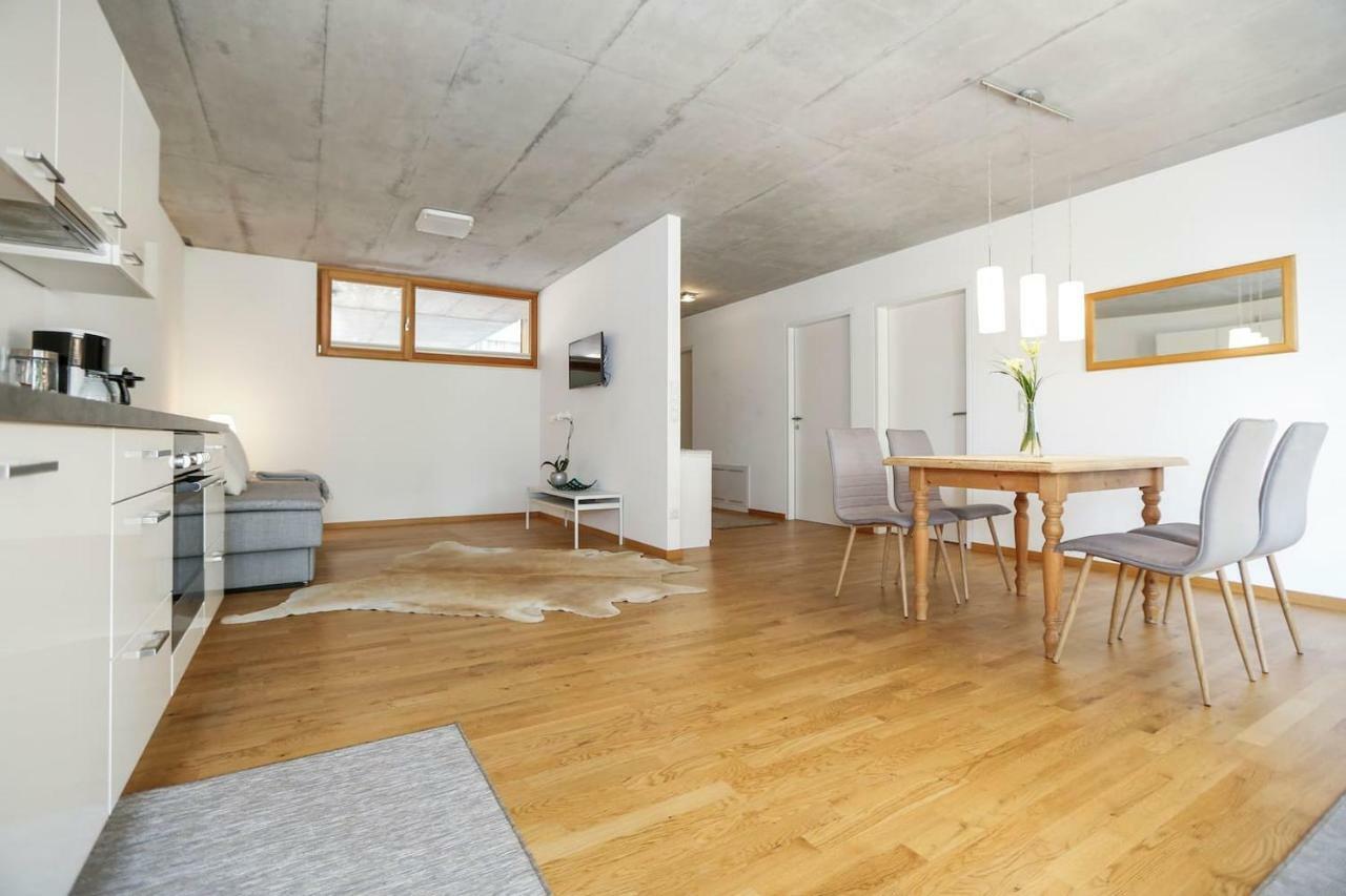 Gartenwohnung In Praemierter Wohnanlage Klaus  Dış mekan fotoğraf